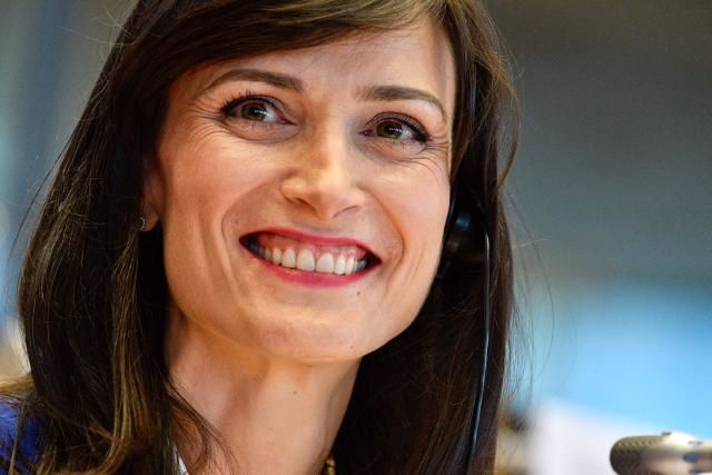 Nová komisařka se zaměří na fake news. Vyloučena není ani celoevropská regulace