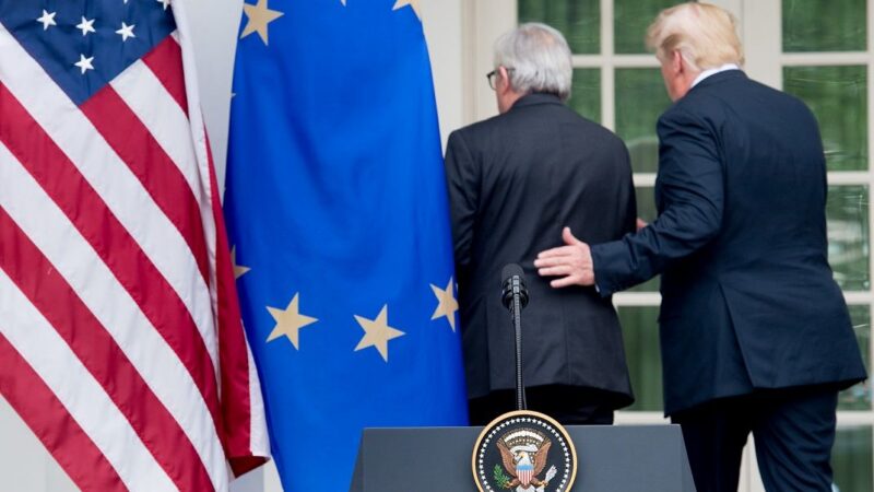 Obchodní válka s&nbsp;USA je zažehnána, nový TTIP se ale nechystá