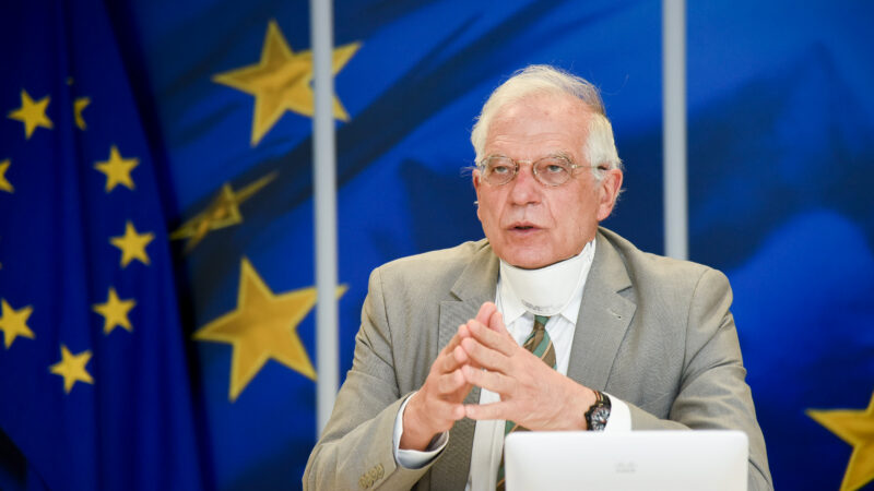 Podléhá unijní diplomacie tlaku Číny? Europoslanci chtějí Borrellovo vysvětlení