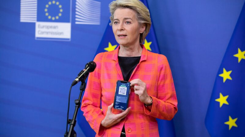 Šéfka Komise von der Leyenová zavítá do členských států. Bude jednat o&nbsp;plánech obnovy