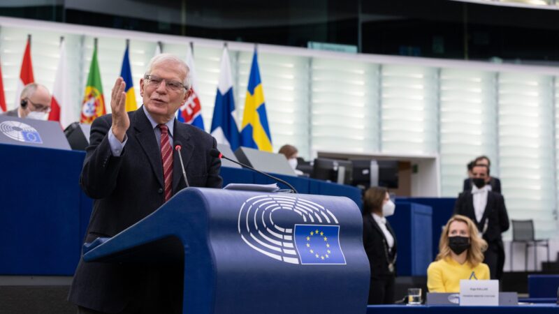 Unie přidala na sankční seznam dalších 160 ruských politiků a&nbsp;oligarchů