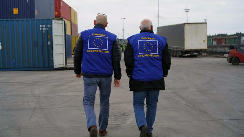 Unie posílá na Ukrajinu další generátory elektřiny