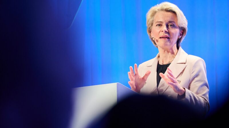 Komise chce regulovat vývoz citlivých technologií do Číny