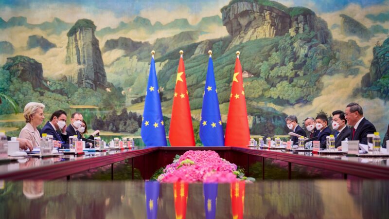 Chiméra, nebo reálná možnost? EU hledá jednotný postoj k&nbsp;Číně