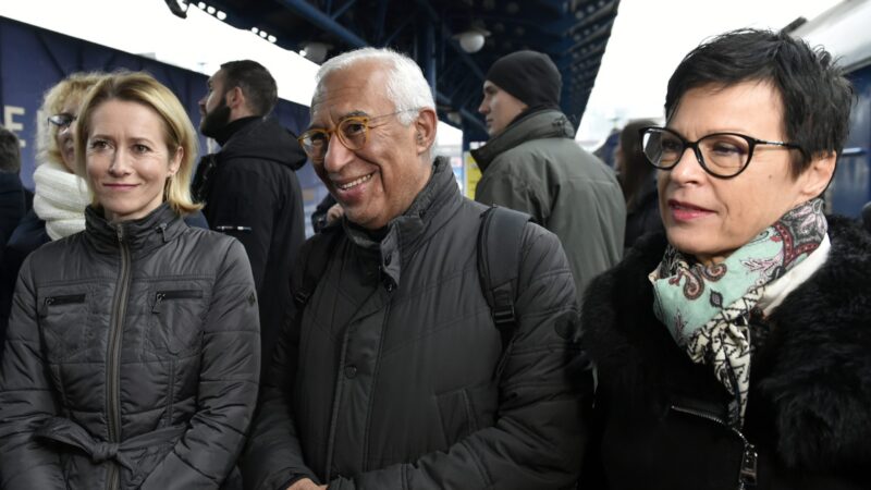 Češi se dostali do kabinetů několika eurokomisařů i&nbsp;k šéfovi Evropské rady