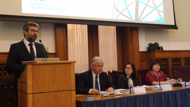 ČR obhájila celosvětové první místo v&nbsp;podmínkách pro zahraniční obchod