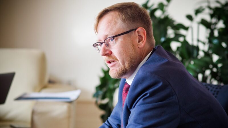 Zdravotnictví se musí propojovat, jako 27 pidistátů nemáme šanci konkurovat světu, říká Dvořáček