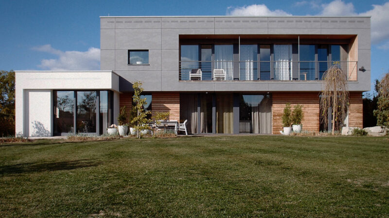 Odstartovalo hlasování o&nbsp;nejlepší novostavbu a&nbsp;rekonstrukci v&nbsp;soutěžní přehlídce Úsporný dům 2019