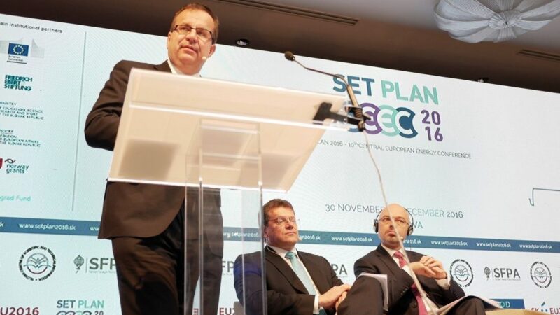 Zimní energetický balíček: ČR a&nbsp;Slovensku záleží na jádru, Maďarsku na regulovaných cenách