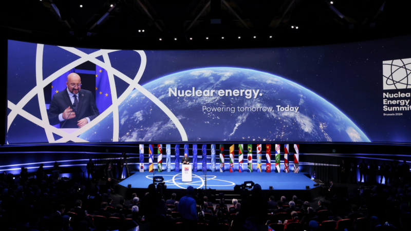 Příští Komise by měla mít v&nbsp;programu jadernou strategii, prohlásil Fiala v&nbsp;Bruselu