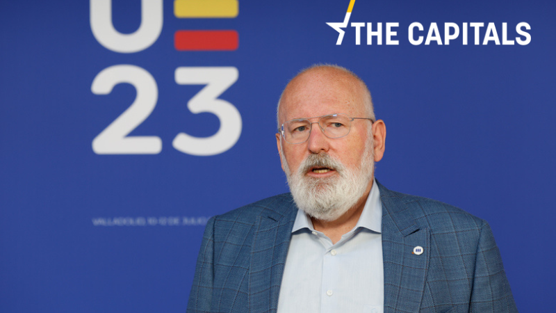 The Capitals: Wilders vyhrál nizozemské volby. Timmermans je zklamaný, „malí unijní Trumpové“ slaví