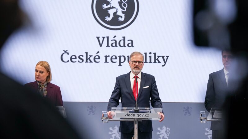 Fiala: Úpravy emisních povolenek jdou správným směrem, Babiš tomu nerozumí