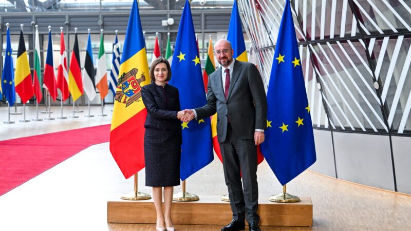 Těsně, ale přece. Moldavané chtějí směřovat do EU