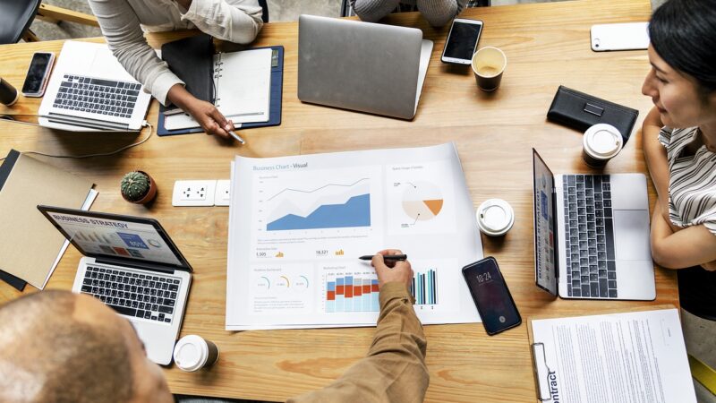 Komise chce investovat peníze do českých firem i&nbsp;po roce 2020. Zaostávají totiž v&nbsp;inovacích