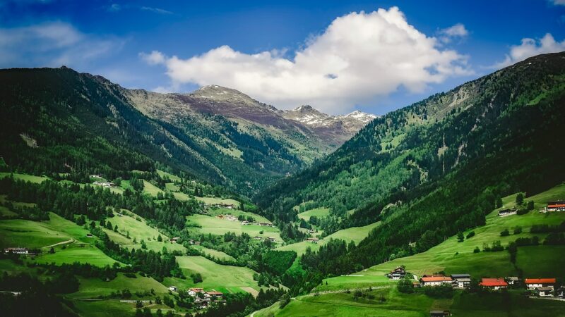 Proč je rakouský venkov malebnější než ten český?