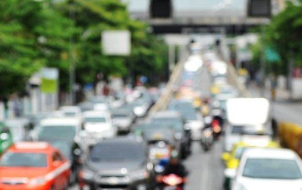 Snížení emisí CO2 u&nbsp;nákladních automobilů a&nbsp;autobusů je podepsáno, oznámilo belgické předsednictví Rady