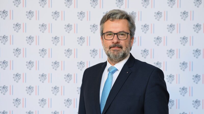 Podcast | Bärtl: EU chystá protiopatření za 100 miliard eur, pokud jednání s&nbsp;USA nedopadnou