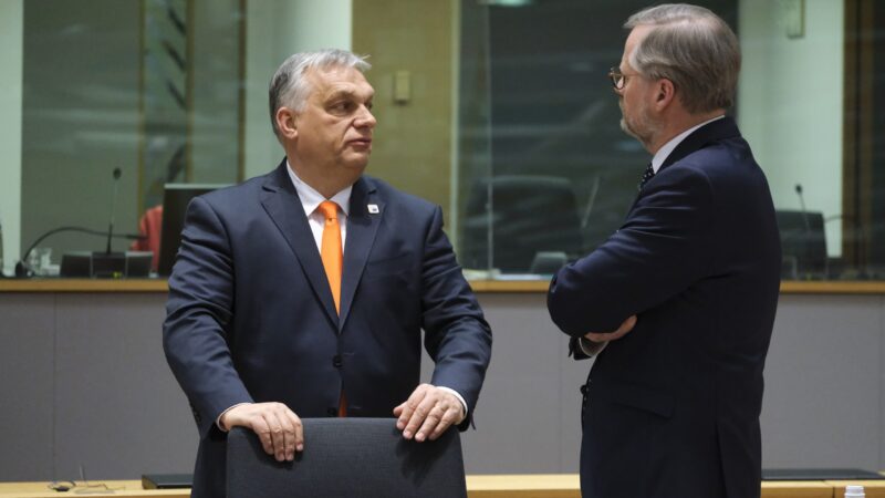 Orbán na summitu v&nbsp;Bruselu nechce řešit zahájení přístupových rozhovorů s&nbsp;Ukrajinou