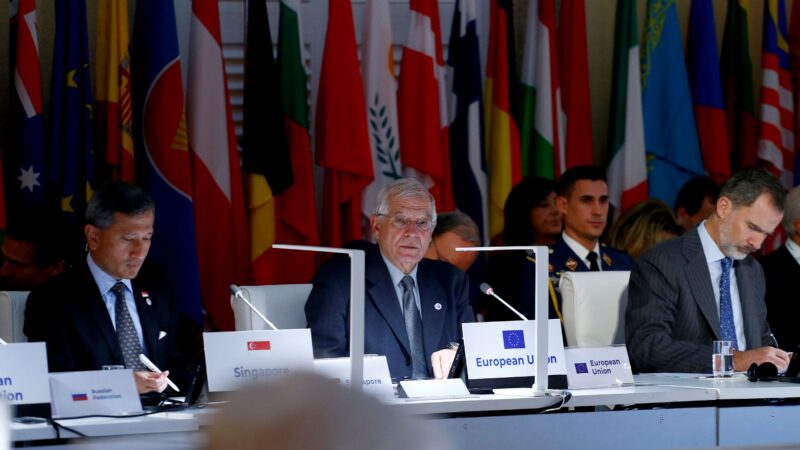 Češi mají v&nbsp;Evropské službě pro vnější činnost dost diplomatů, ale málo těch důležitých