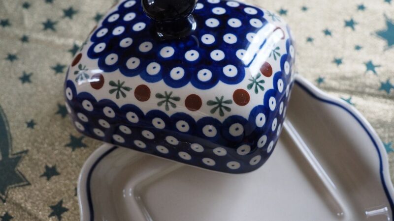 EUROMÝTUS: EU zakázala pomazánkové máslo a&nbsp;rum