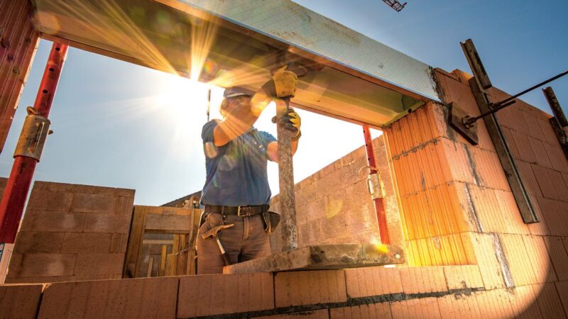 Stavební řízení by se mohlo o&nbsp;dva roky zkrátit. Předpokládá to český plán obnovy