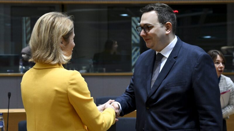 Sankce proti Rusku ano, opatření vůči Izraeli ne. Co přineslo jednání ministrů zahraničí?