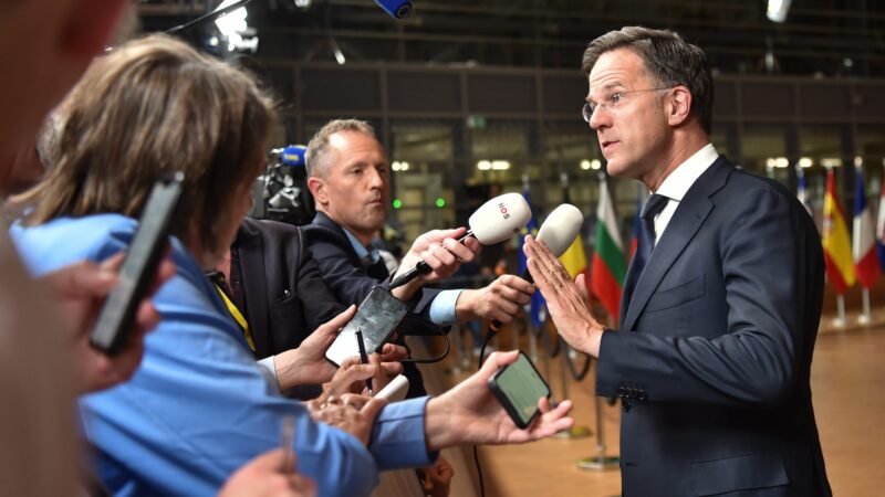 Evropa má více pomáhat Ukrajině, souhlasil šéf NATO s&nbsp;Trumpem