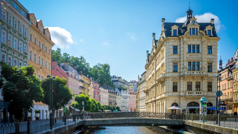 Karlovy Vary budou hostit prestižní mezinárodní konferenci o&nbsp;uhelných regionech, přijedou i&nbsp;eurokomisařky