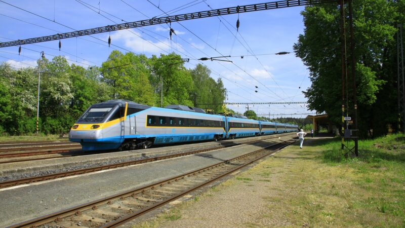 Fondy propojují Evropu a&nbsp;Česko. Přednost má železnice