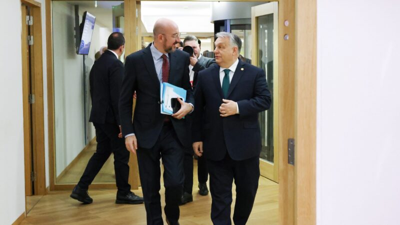 EU zůstává jednotná. Lídři zemí se shodli na 50 miliardách eur pro Ukrajinu