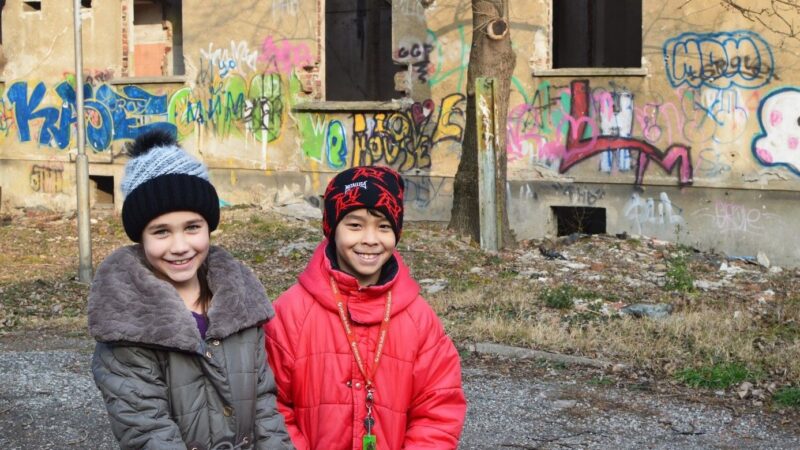 Tisíce českých dětí žijí v&nbsp;chudobě. Unie řadě z&nbsp;nich zaplatila nové bydlení