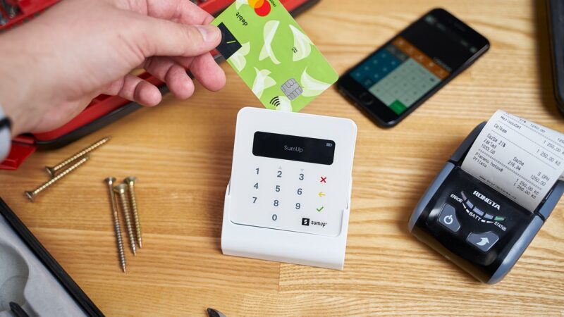 Unie chce zalepit díry ve výběru DPH, o&nbsp;„celoevropské EET“ ale zatím nepůjde