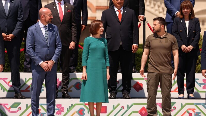 Evropa má novou hrdinku. Moldavská prezidentka Sandu sklidila na summitu lídrů úspěch