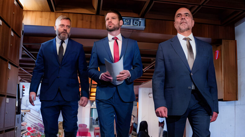 „Nechceme Slovensko klečící před Putinem.“ Slovenská opozice plánuje usnesení o&nbsp;proevropském směřování země.