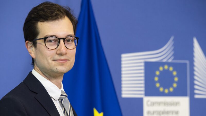 Podcast: V&nbsp;Bruselu jsem přišel o&nbsp;iluzi, že v&nbsp;institucích EU nezáleží z&nbsp;jaké země jste, říká Lukáš