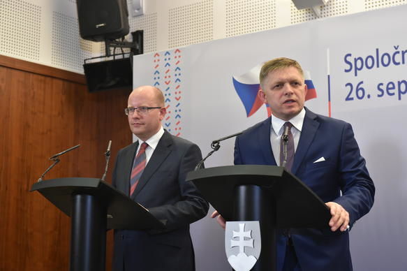 Vlády ČR a&nbsp;SR jednaly o&nbsp;spolupráci v&nbsp;EU a&nbsp;dopravním propojení