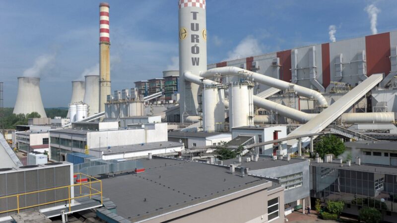 Česko se kvůli polskému dolu Túrow obrátí na Evropskou komisi, zvažuje i&nbsp;žalobu