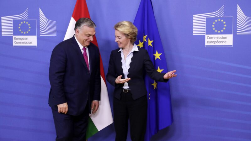 Maďarsko dostalo od Komise lhůtu na změnu zákona, který je v rozporu s právem EU