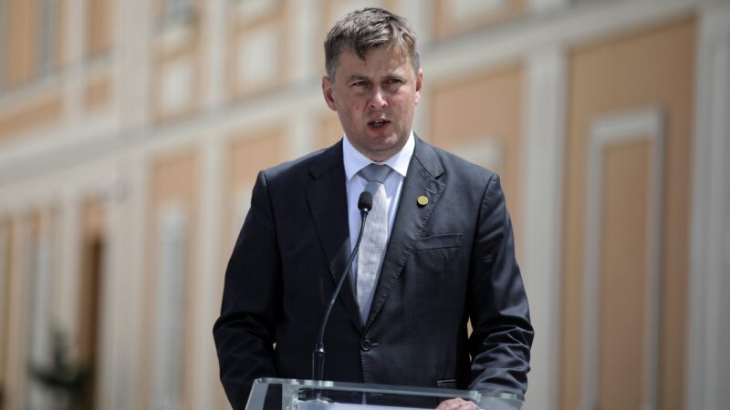 Petříček: Na cestovatelském semaforu EU bude většina zemí červená