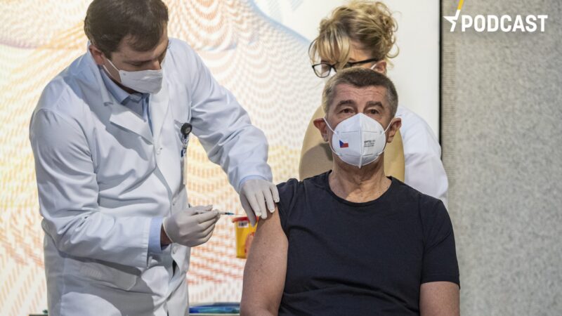 Podcast: Schvaluje EU vakcíny dostatečně rychle? A&nbsp;co je to očkovací diplomacie? 