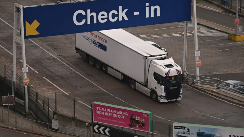 Důsledky brexitu vyplouvají postupně na povrch. Dovozci se potýkají s&nbsp;masivní byrokracií