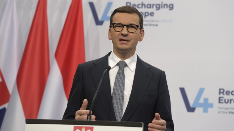 Z EU se nesmí stát „centrálně řízený organismus“, varuje Morawiecki
