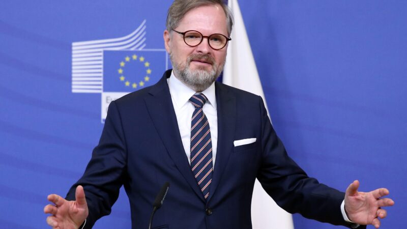 Lídři EU jednají o&nbsp;dalších sankcích. Státy přijímající uprchlíky by se mohly dočkat podpory