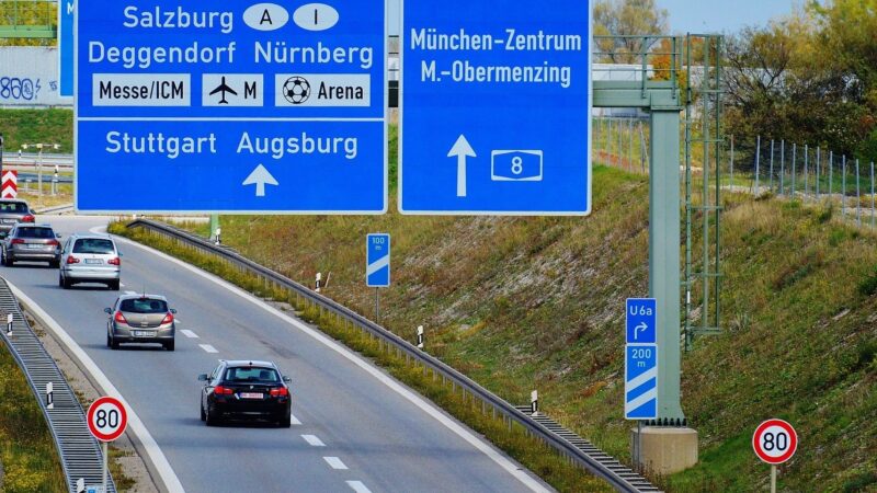 Německo chce zpoplatnit dálnice navzdory kritice EU