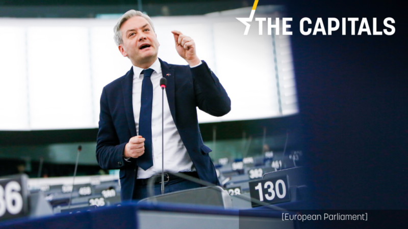 The Capitals: Tusk čelí tlaku, aby odmítl evropskou alianci mezi lidovci a&nbsp;konzervativci