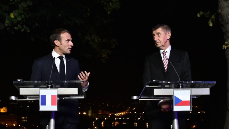 V4 je podle Francie v&nbsp;klíčových tématech nejednotná, proto k&nbsp;zemím raději přistupuje jednotlivě