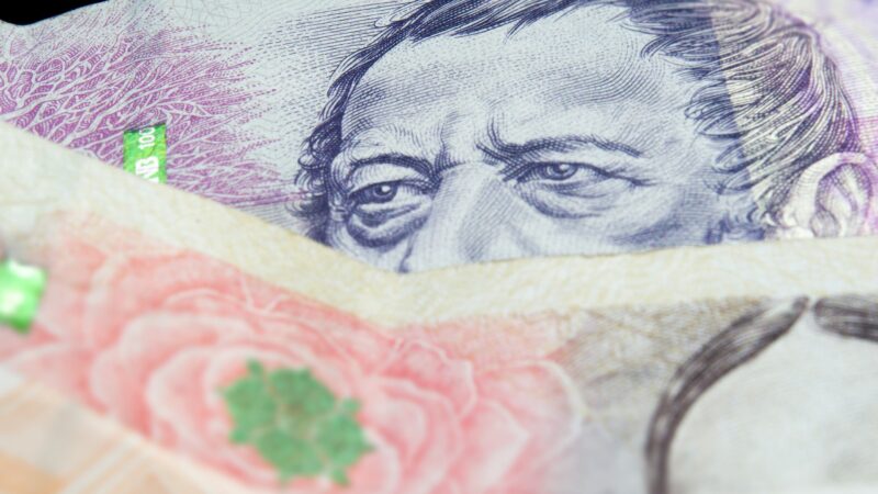 Vláda chce poslat peníze z&nbsp;nástroje REACT-EU na kabiny pro sportovce. Hejtmani se bouří