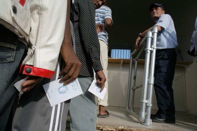 Pokud ČR nezahájí relokace migrantů, Komise zváží žalobu