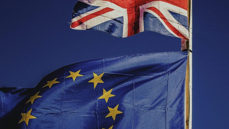 Je to ilegální, reagovala EU na změnu severoirského protokolu a&nbsp;zahájila s&nbsp;Británií další řízení