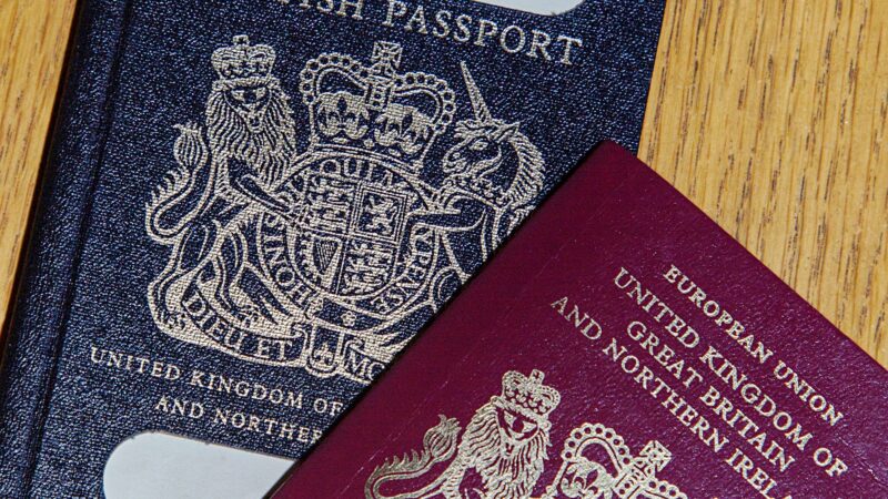 Británie chystá nový imigrační systém. Nezkušení a&nbsp;neznalí angličtiny práci nedostanou